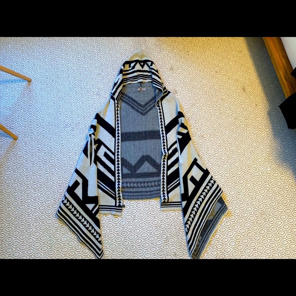 Look Hooded Patterned Boho Knit Poncho Shrug